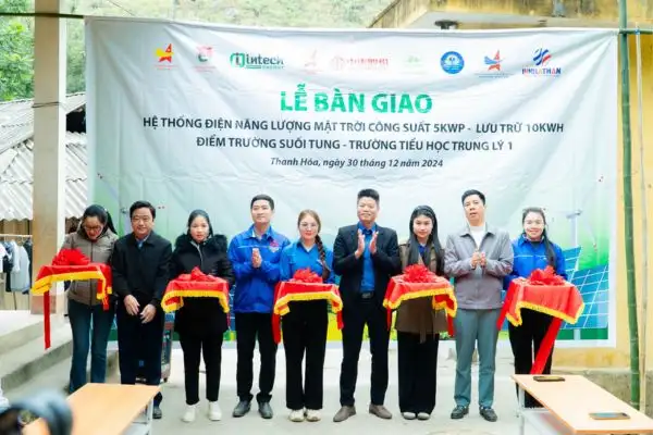 Bàn giao dự án Điểm trường Suối Tung