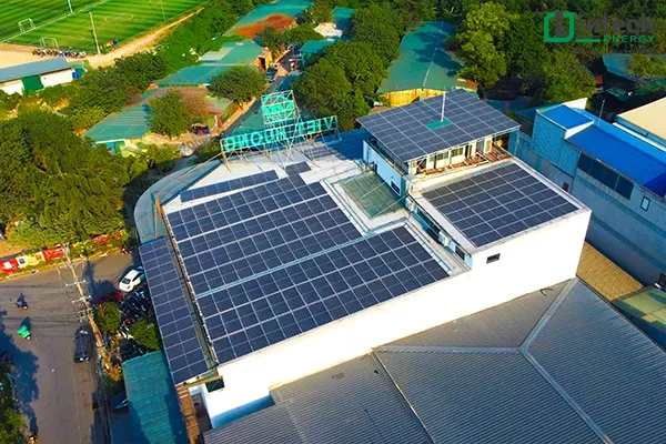 Lợi ích khi chuyển đổi sang điện mặt trời tại Việt Hương Group