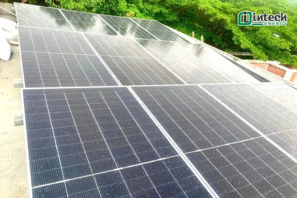 Tấm pin hai mặt kính ASTRO 615 Wp 