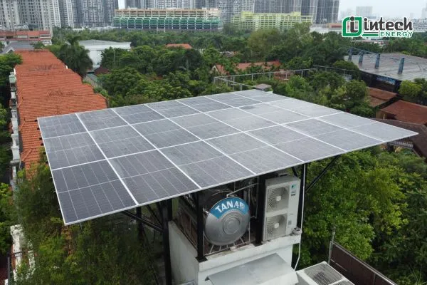 Thiết bị nổi bật trong hệ thống điện mặt trời biệt thự